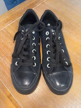 Converse Black Low-Top Canvas Sneakers with Black Rubber Toe 7W